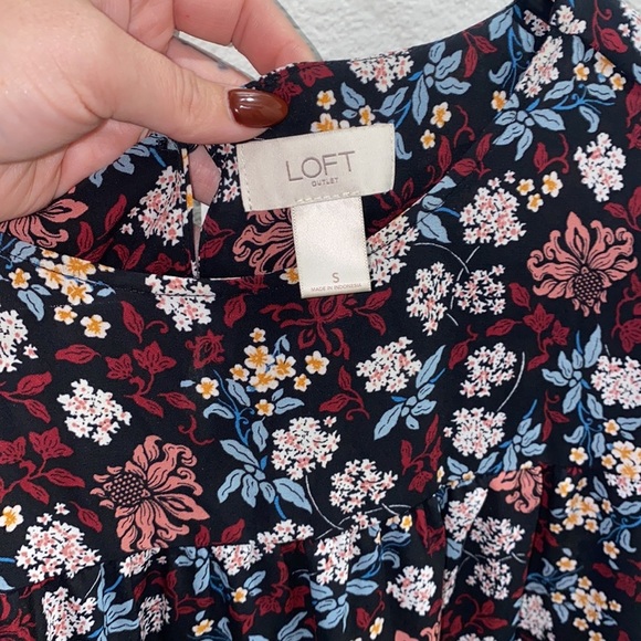 Loft Outlet Bell Sleeve Floral Top - Picture 3 of 4